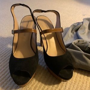 Antonio Melani peep toe pumps